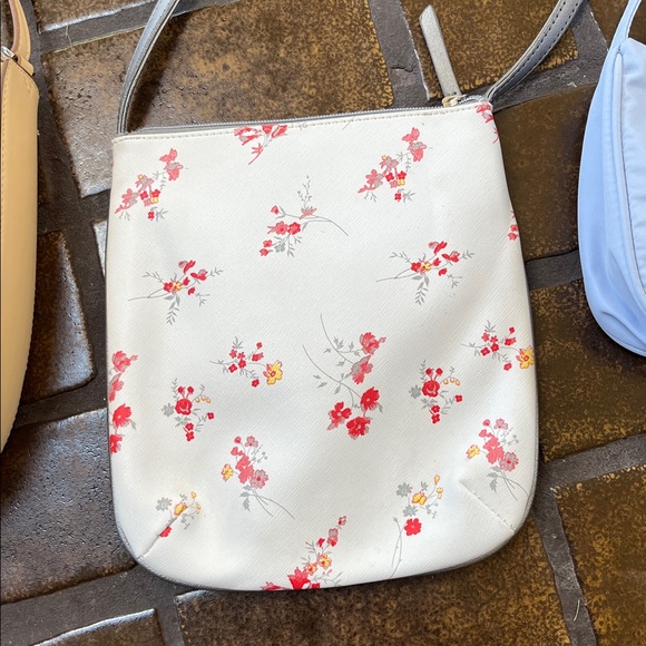 Lot of 4 Crossbody/Shoulder Bags - 2 NWT - Picture 7 of 13